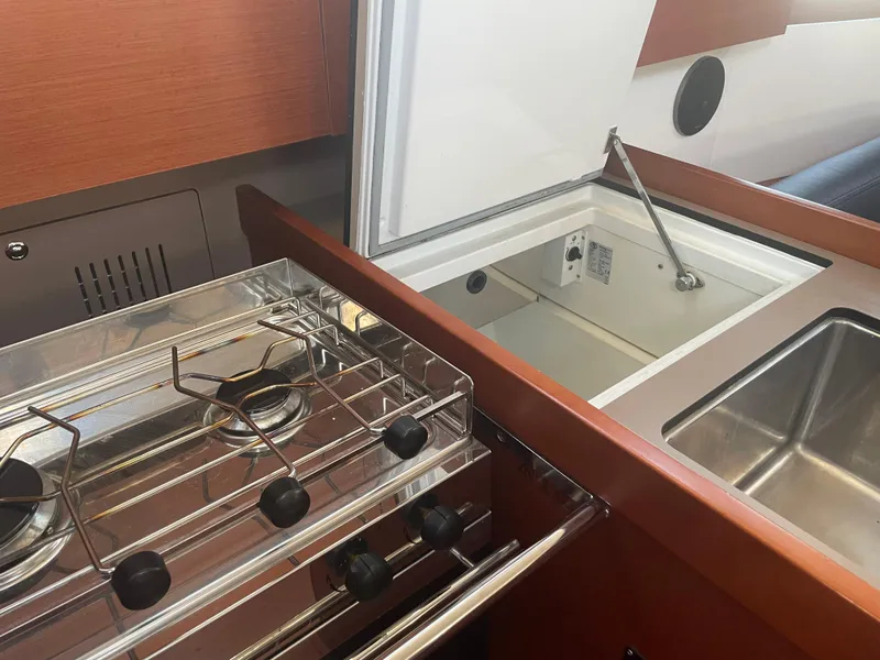 Slide: The Image of Beneteau Oceanis 38.1 2017 - 33