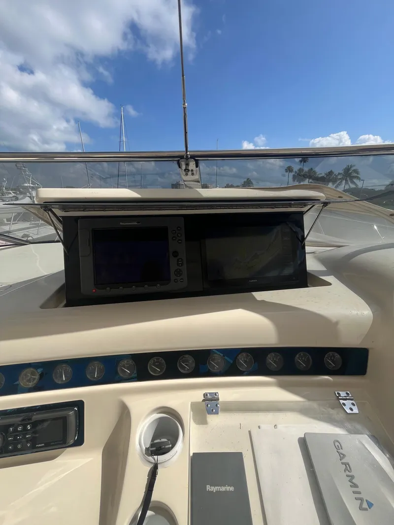 Slide: The Image of Sunseeker Renegade 60 1993 - 14