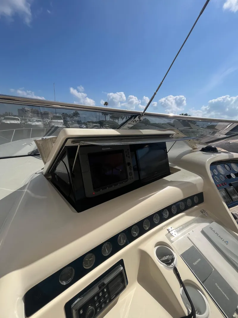 Slide: The Image of Sunseeker Renegade 60 1993 - 16