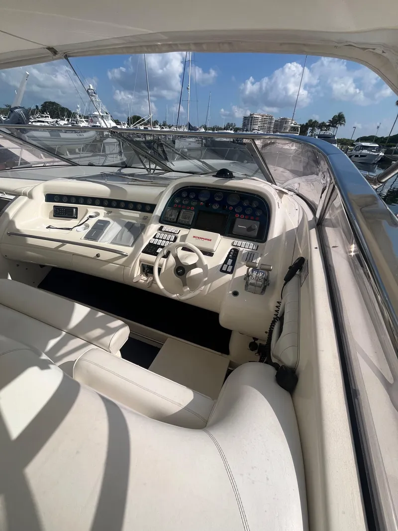 Slide: The Image of Sunseeker Renegade 60 1993 - 19