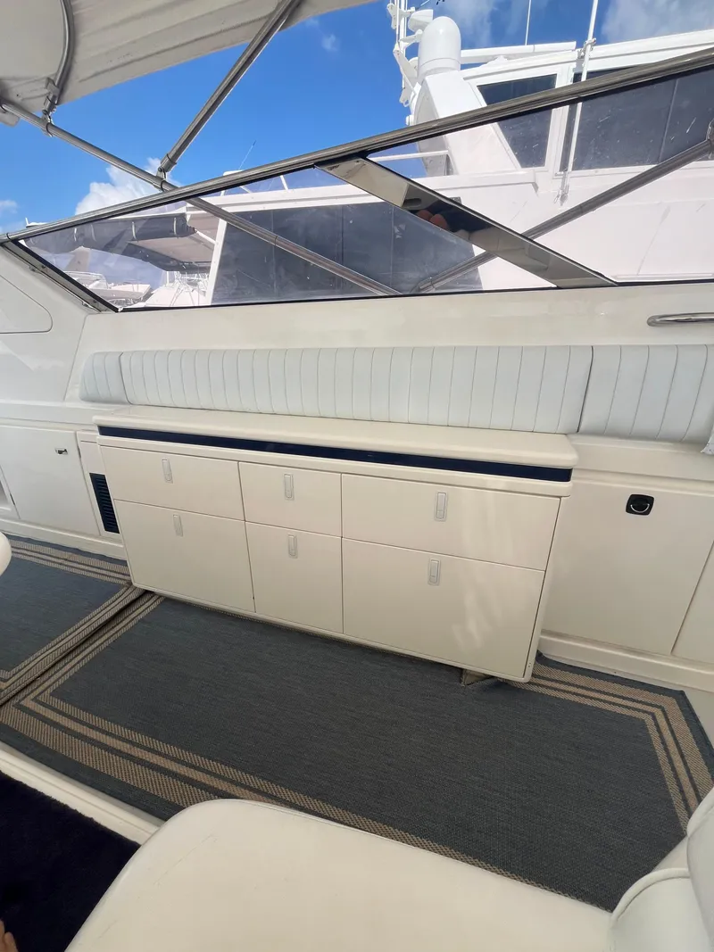 Slide: The Image of Sunseeker Renegade 60 1993 - 29