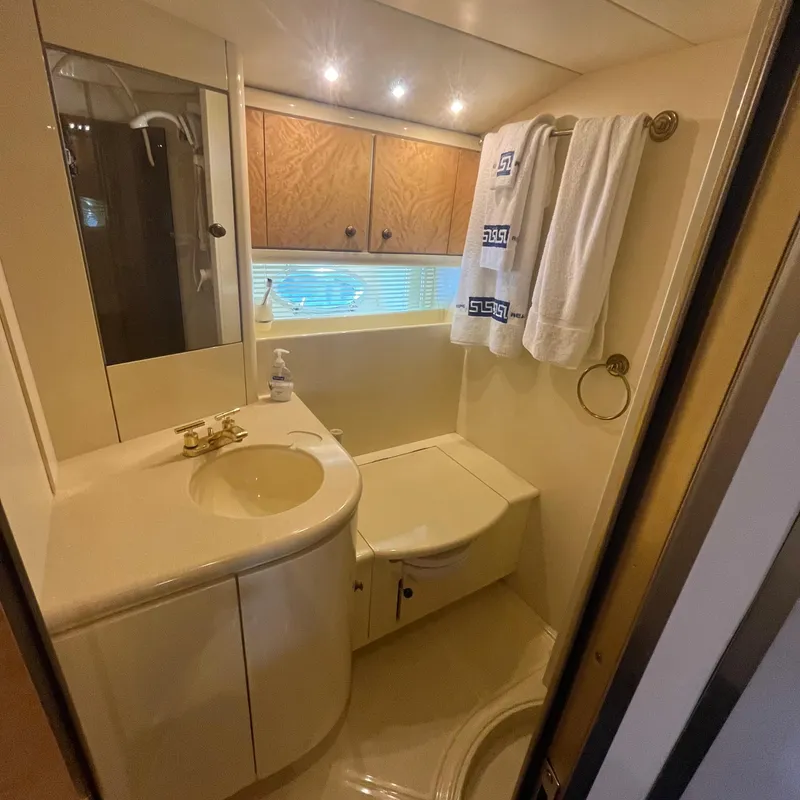 Slide: The Image of Sunseeker Renegade 60 1993 - 53