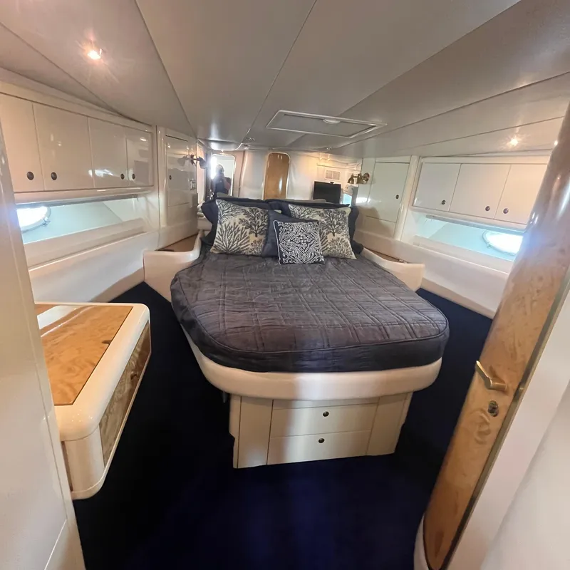 Slide: The Image of Sunseeker Renegade 60 1993 - 54