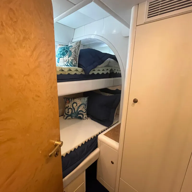 Slide: The Image of Sunseeker Renegade 60 1993 - 63