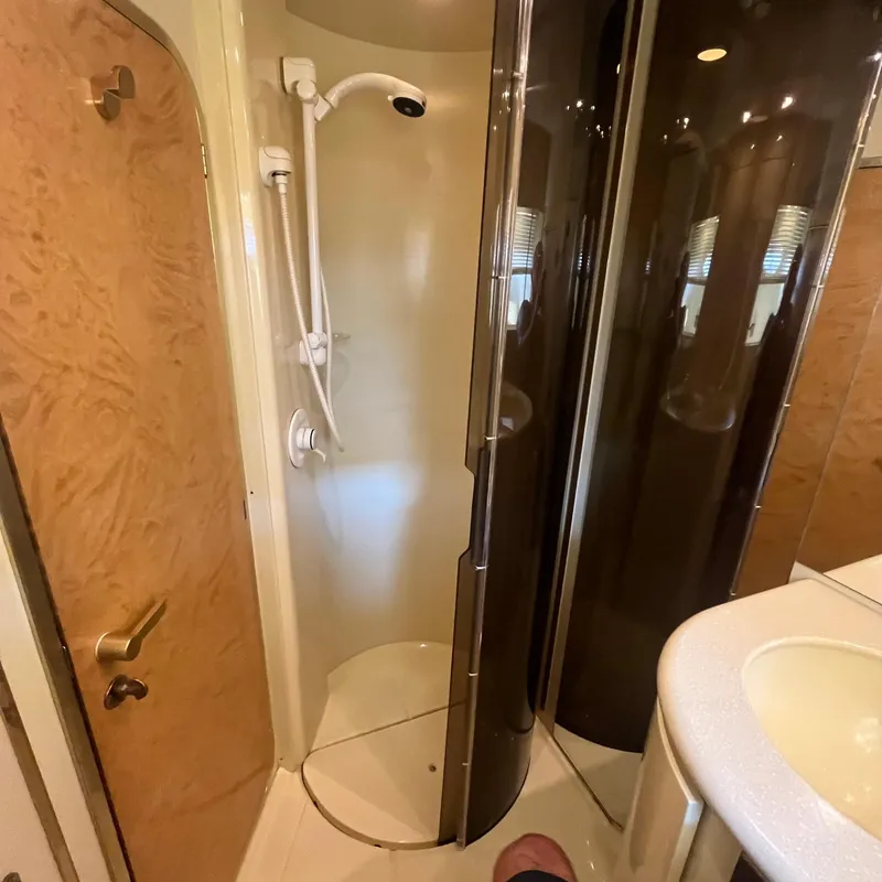 Slide: The Image of Sunseeker Renegade 60 1993 - 64