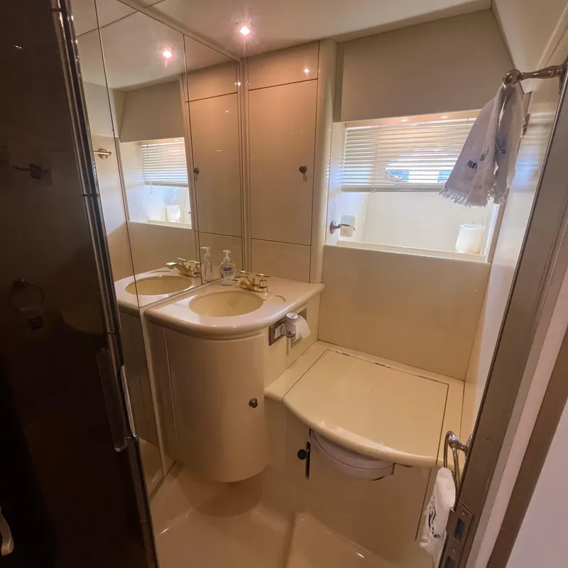 Slide: The Image of Sunseeker Renegade 60 1993 - 67