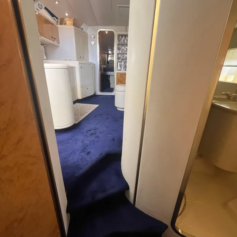 Slide: The Image of Sunseeker Renegade 60 1993 - 68