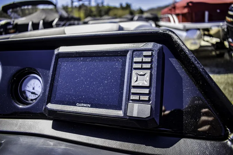 Slide: The Image of Garmin navigation system on the dashboard of a 2024 Bennington 22 SVSB boat. - 16