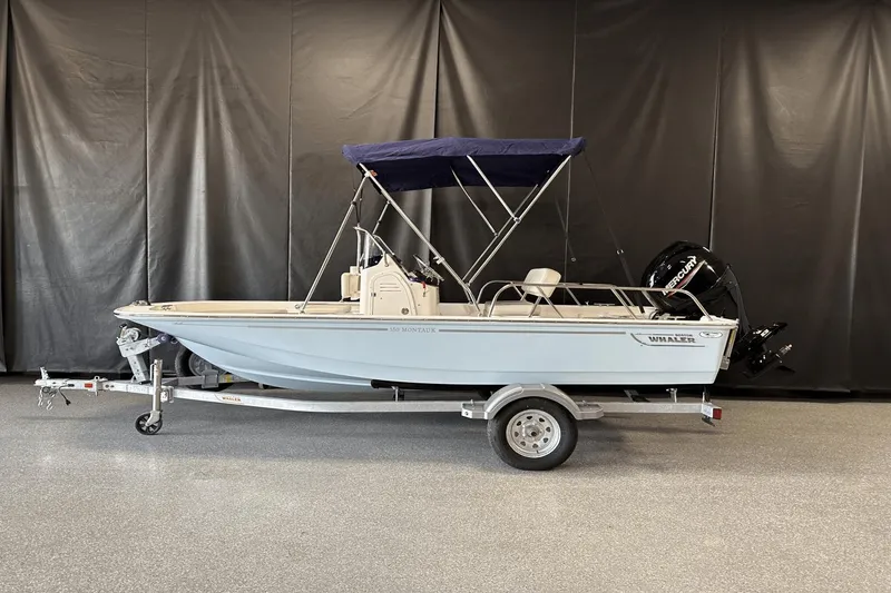 Slide: The Image of Boston Whaler 150 Montauk 2025 - 0