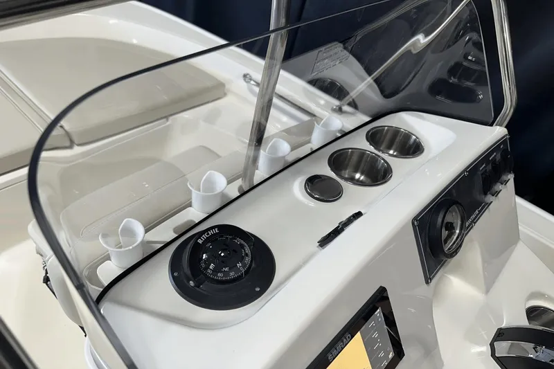 Slide: The Image of Boston Whaler 150 Montauk 2025 - 42