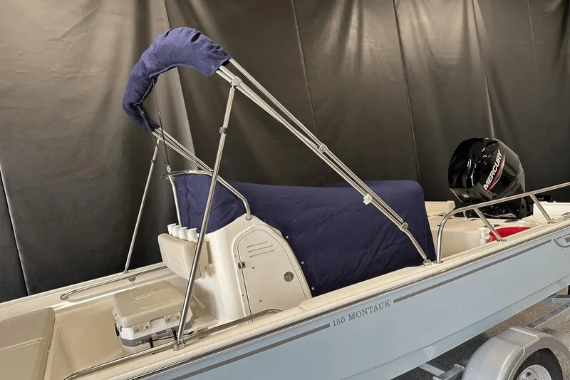 Slide: The Image of Boston Whaler 150 Montauk 2025 - 5