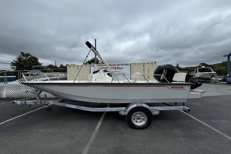 Slide: The Image of Boston Whaler 170 Montauk 2025 - 0