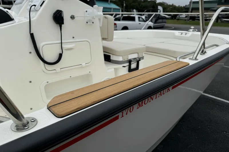 Slide: The Image of Boston Whaler 170 Montauk 2025 - 5