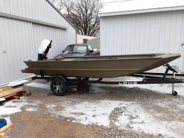 Slide: The Image of Lowe Roughneck 1660 Tiller 2024 - 2