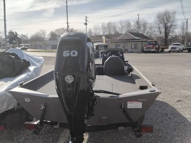 Slide: The Image of Lowe Skorpion 17 2024 - 11