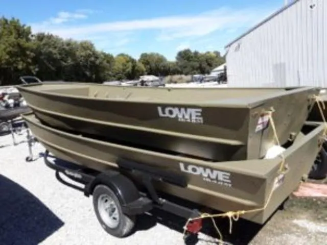 Slide: The Image of Lowe L1648 Riveted Jon 2023 - 4