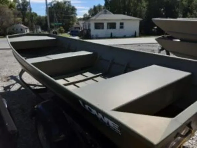 Slide: The Image of Lowe L1648 Riveted Jon 2023 - 5