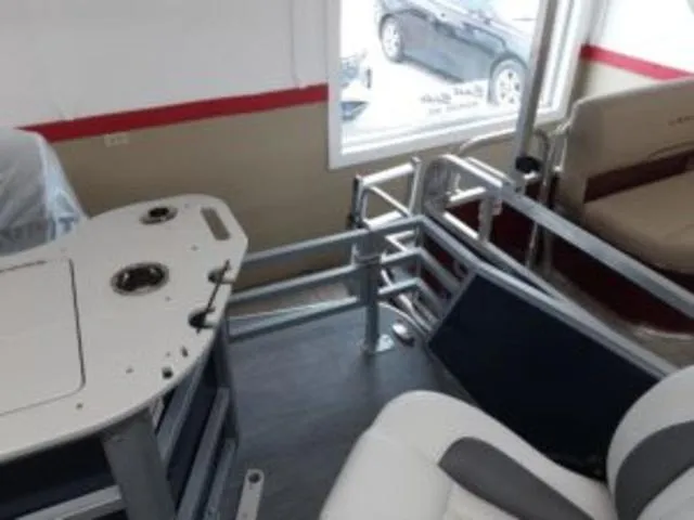 Slide: The Image of Interior of 2023 Lowe SF194 boat with seating and fishing station. - 11