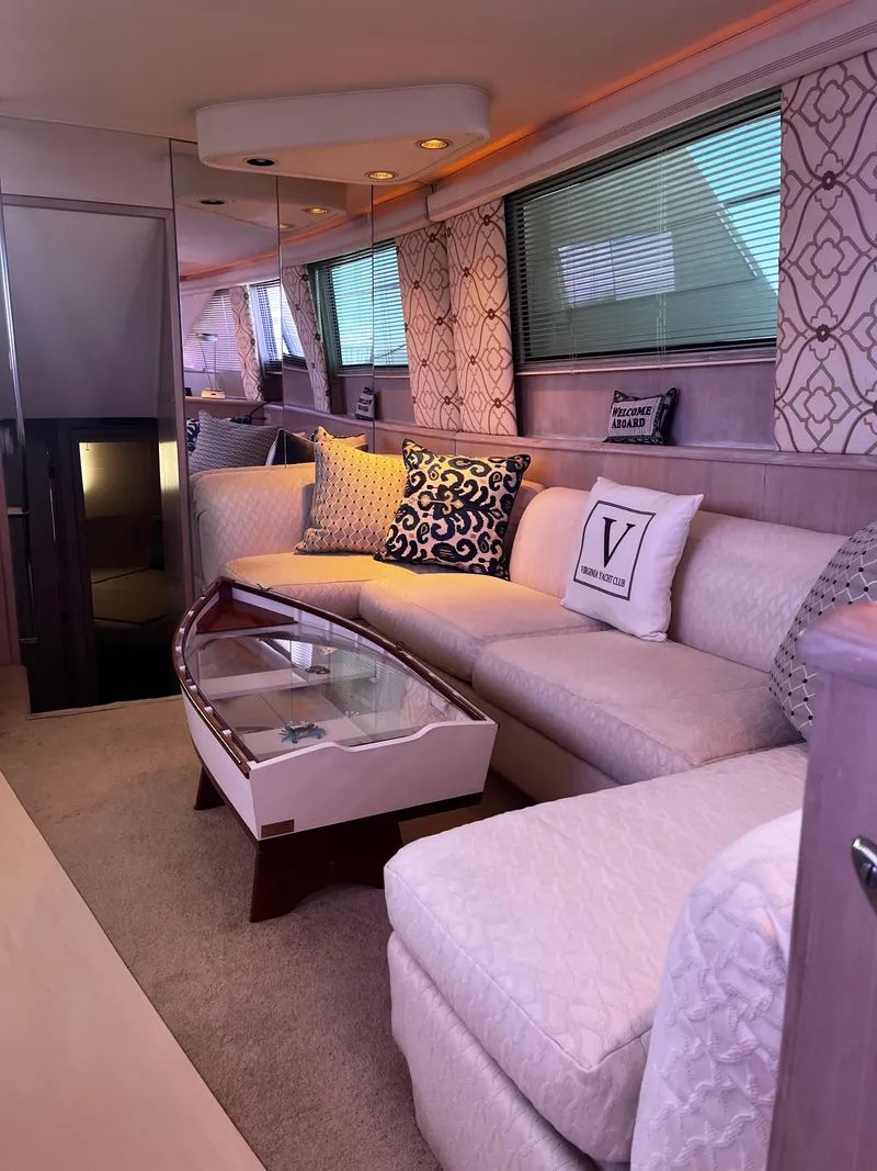 Slide: The Image of Hatteras 52 Cockpit Motoryacht 1991 - 62