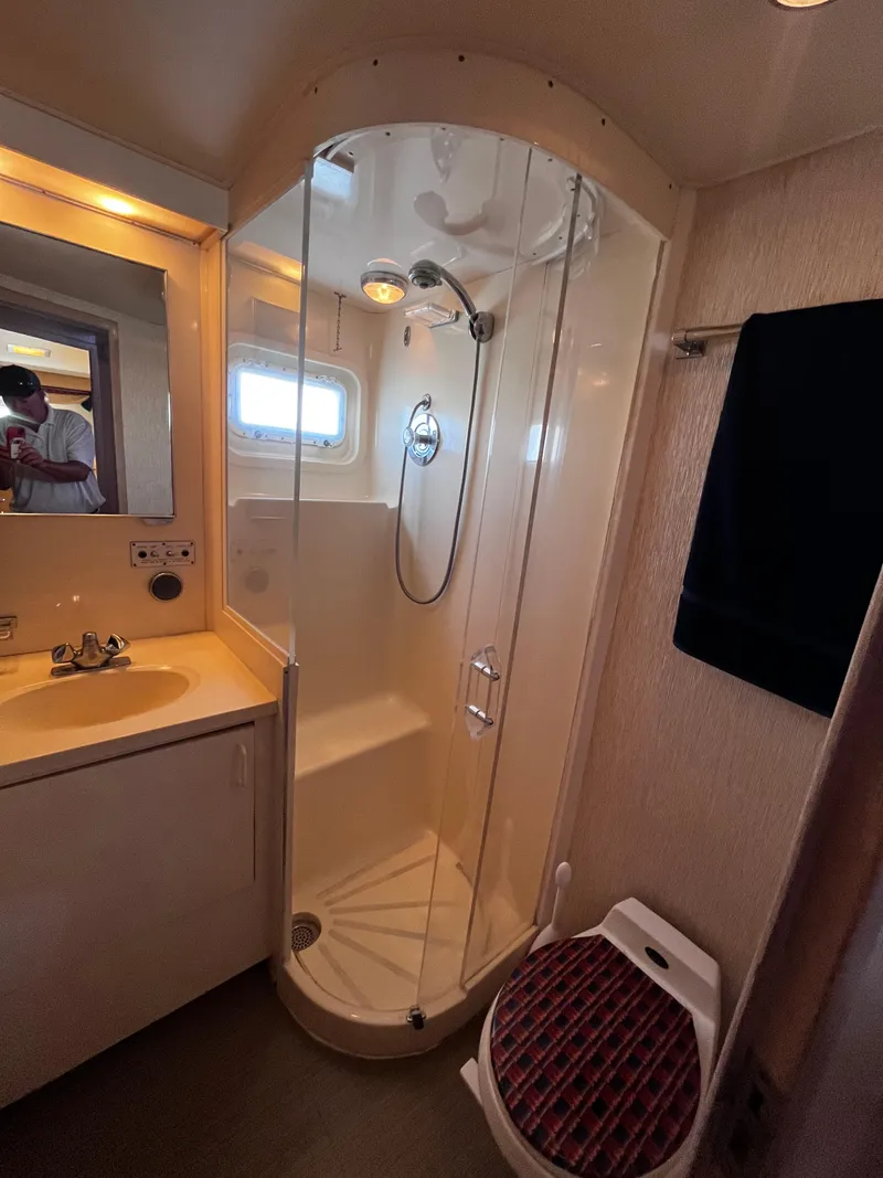 Slide: The Image of Hatteras 52 Cockpit Motoryacht 1991 - 78