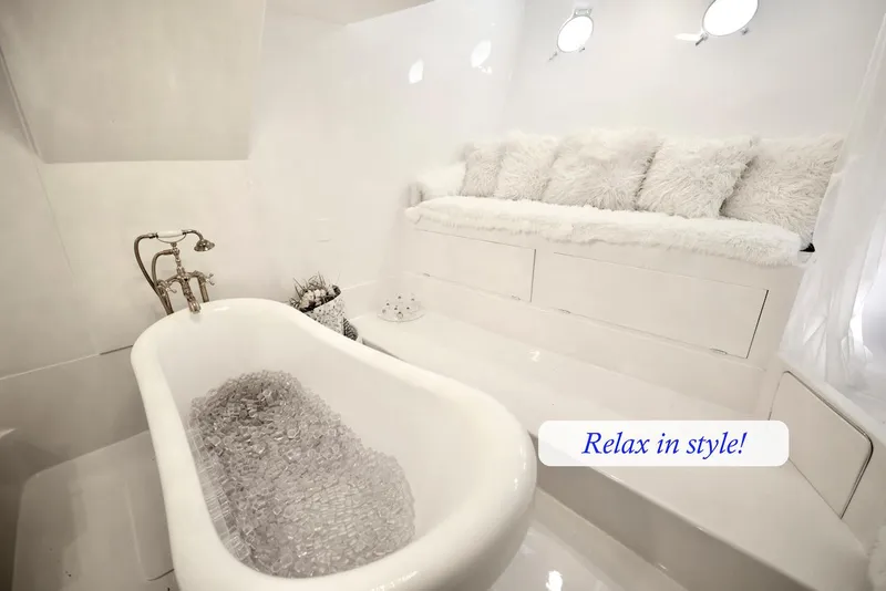 Slide: The Image of Luxurious bathroom on a 1945 Custom Motor Yacht. - 27