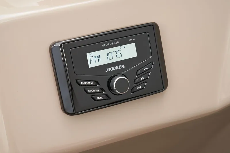 Slide: The Image of Sun Tracker Party Barge 22 RF XP3 2023 - 26