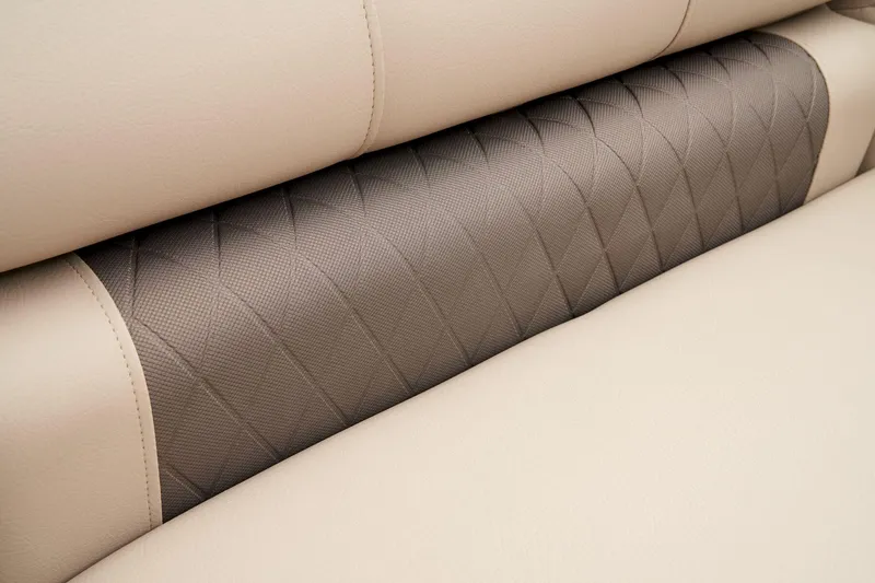 Slide: The Image of Sun Tracker Party Barge 22 RF XP3 2023 - 27