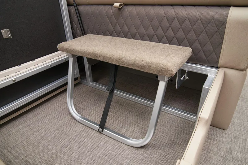 Slide: The Image of Sun Tracker Party Barge 22 RF XP3 2023 - 30