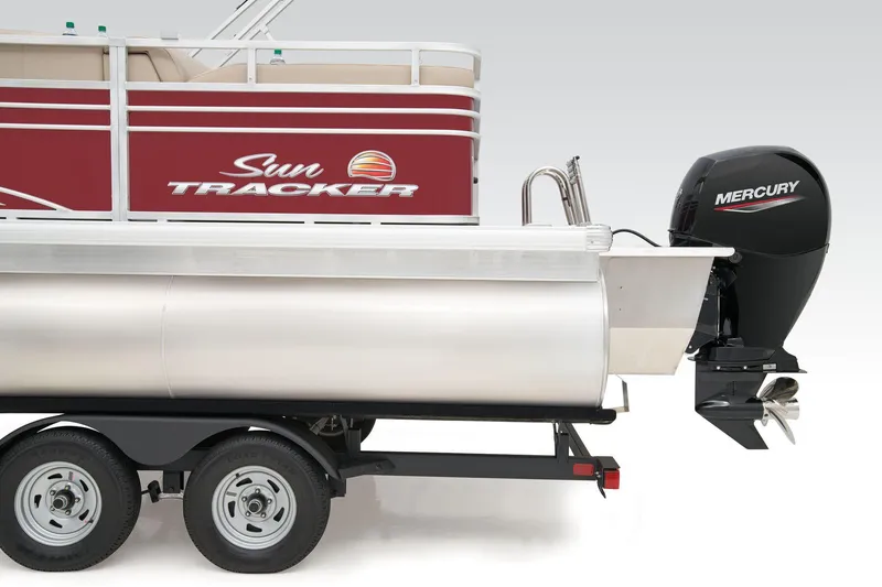 Slide: The Image of Sun Tracker Party Barge 22 RF XP3 2023 - 44