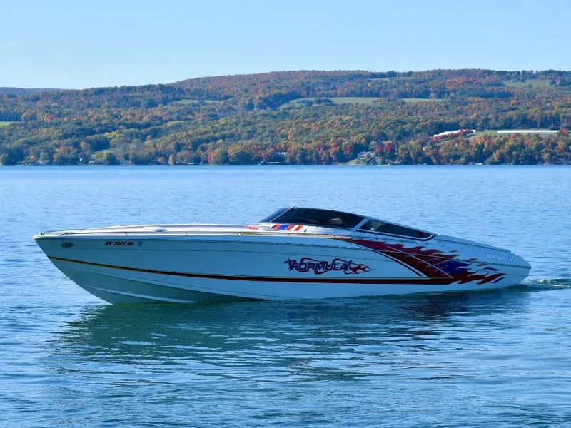 Formula 382 FASTech 2000 for Sale | MarineSource