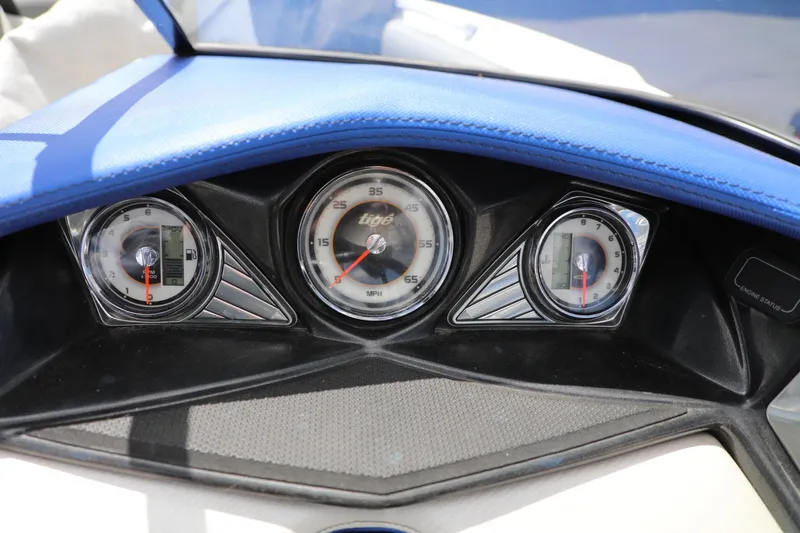 Slide: The Image of Tigé Z1 2013 - 13