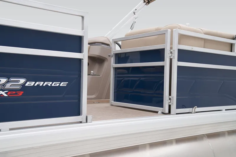 Slide: The Image of Sun Tracker Fishin' Barge 22 XP3 2024 - 14