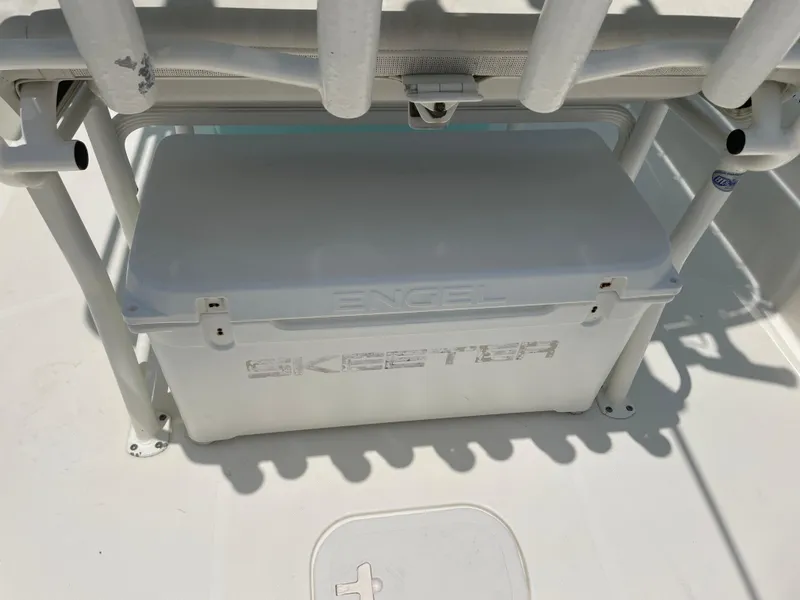 Slide: The Image of 2016 Skeeter SX 240 boat with Engel cooler on deck. - 4