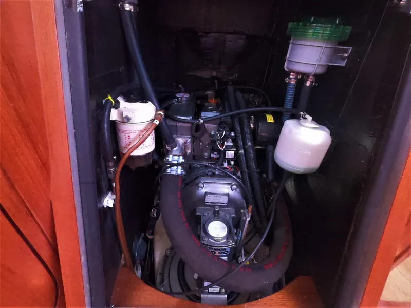 Slide: The Image of Engine compartment of a 2010 Finn Flyer 33 R sailboat. - 34