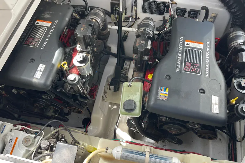 Slide: The Image of 2008 Four Winns V338 engine compartment with dual Volvo Penta engines. - 44
