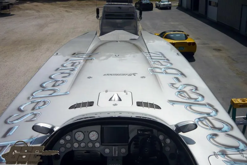 Slide: The Image of 2007 MTI 44 AMG TRIBUTE speedboat with Mercedes-Benz branding. - 46