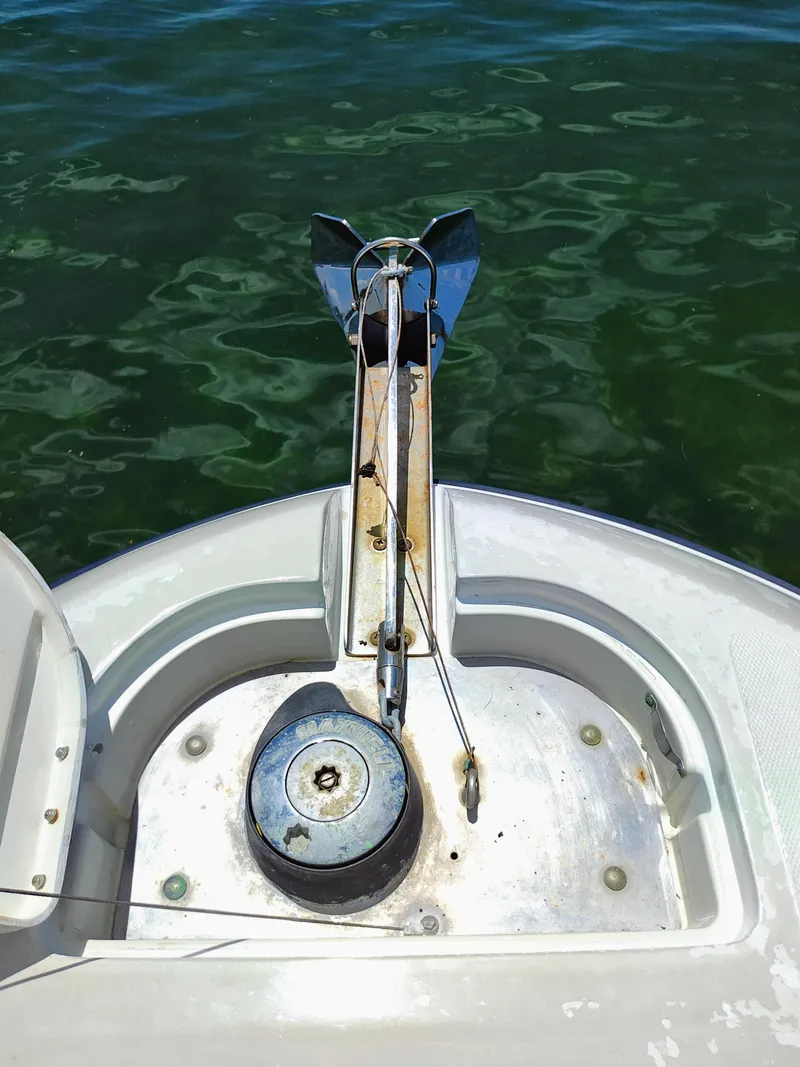 Slide: The Image of 2008 Hydra-Sports Vector 2900 CC boat anchor system in use. - 21