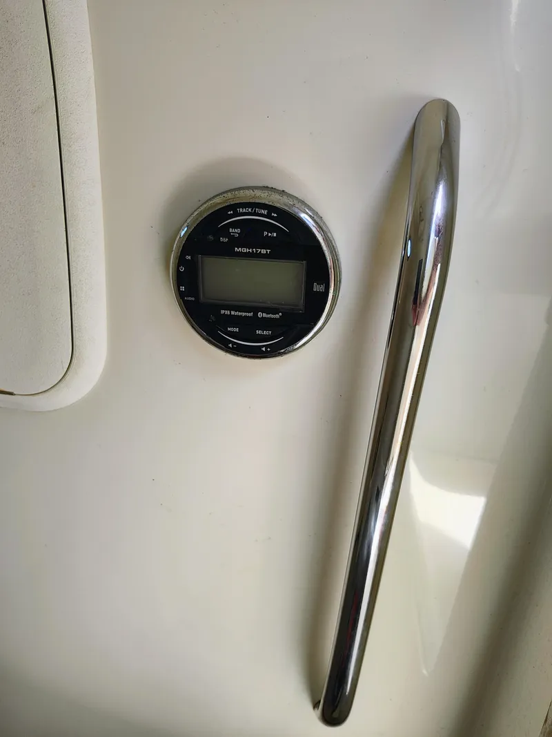 Slide: The Image of Close-up of 2008 Hydra-Sports Vector 2900 CC dashboard with gauge and handle. - 41