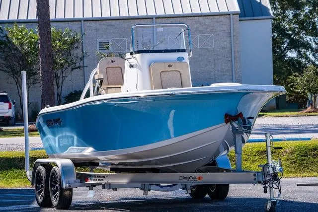 Slide: The Image of Sea Pro 202 Center Console 2024 - 3