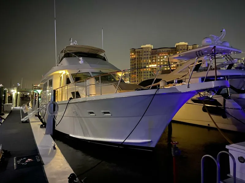 Slide: The Image of Hatteras CUSTOM COCKPIT MOTOR YACHT 1989 - 2