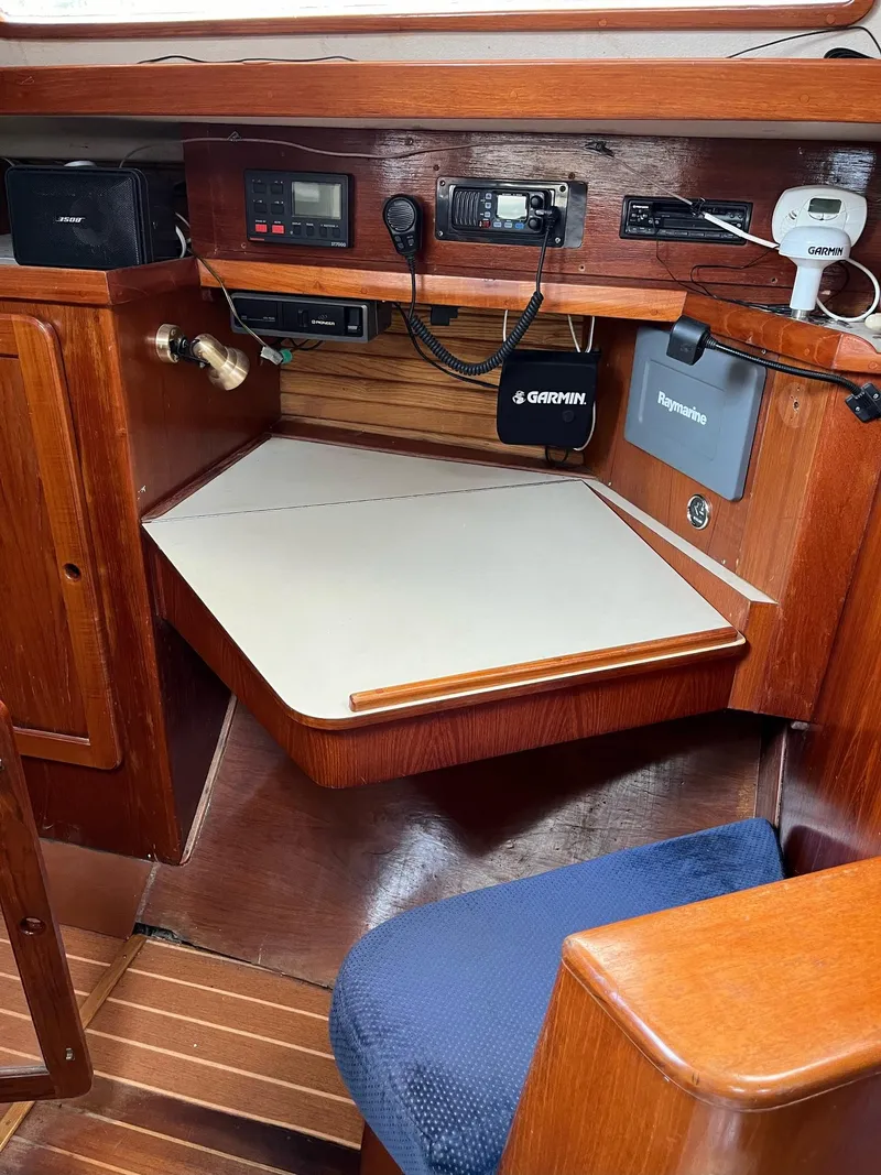 Slide: The Image of Morgan 43 CC 1987 - 11