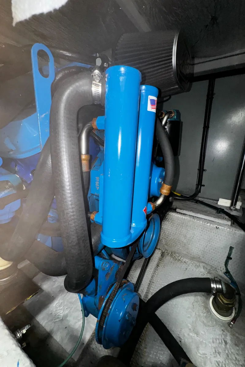 Slide: The Image of Engine compartment of a 1999 Silverton 392 Motor Yacht. - 32