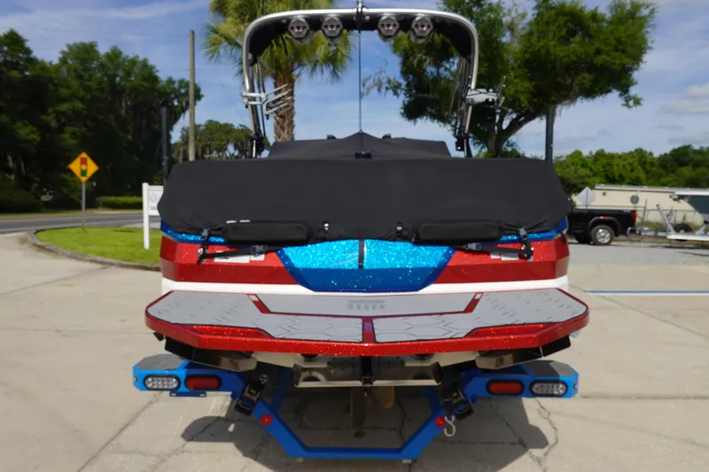 Slide: The Image of MasterCraft NXT22 2021 - 55