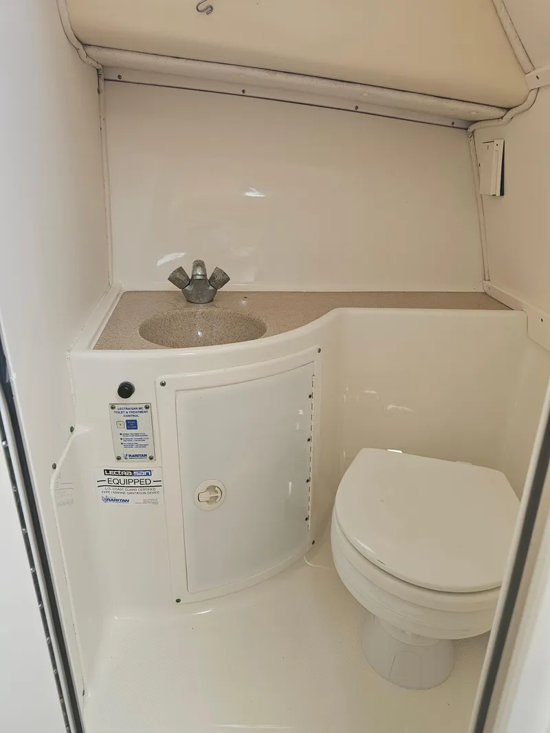 Slide: The Image of Triton 2690 WA 2005 - 12