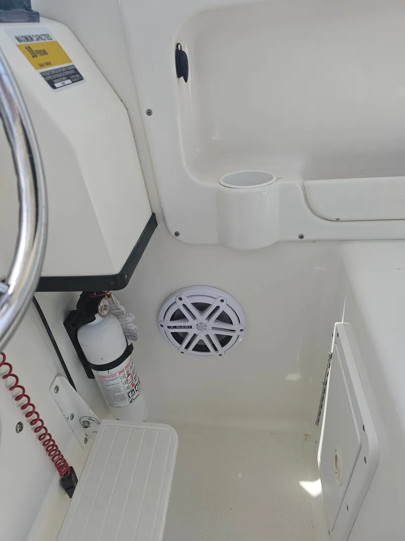 Slide: The Image of Triton 2690 WA 2005 - 41