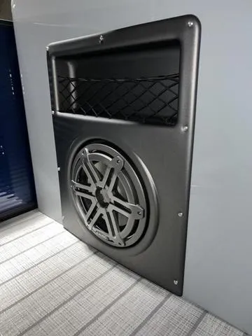 Slide: The Image of Manitou LX 23 Rear Facing X-Treme (RFX) Single Engine V-To 2024 - 17