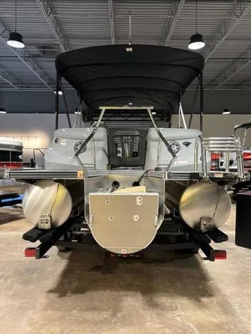 Slide: The Image of Manitou LX 23 Rear Facing X-Treme (RFX) Single Engine V-To 2024 - 5