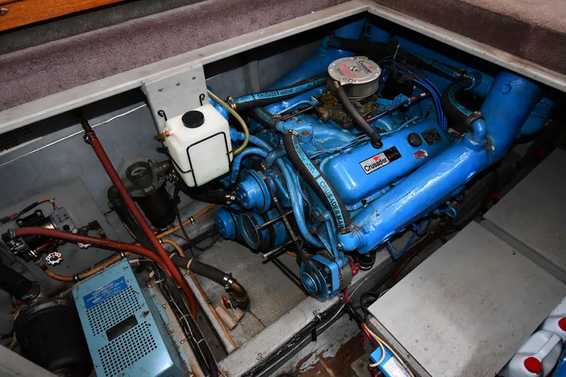 Slide: The Image of Tollycraft 34 Sundeck Motor Yacht 1988 - 61