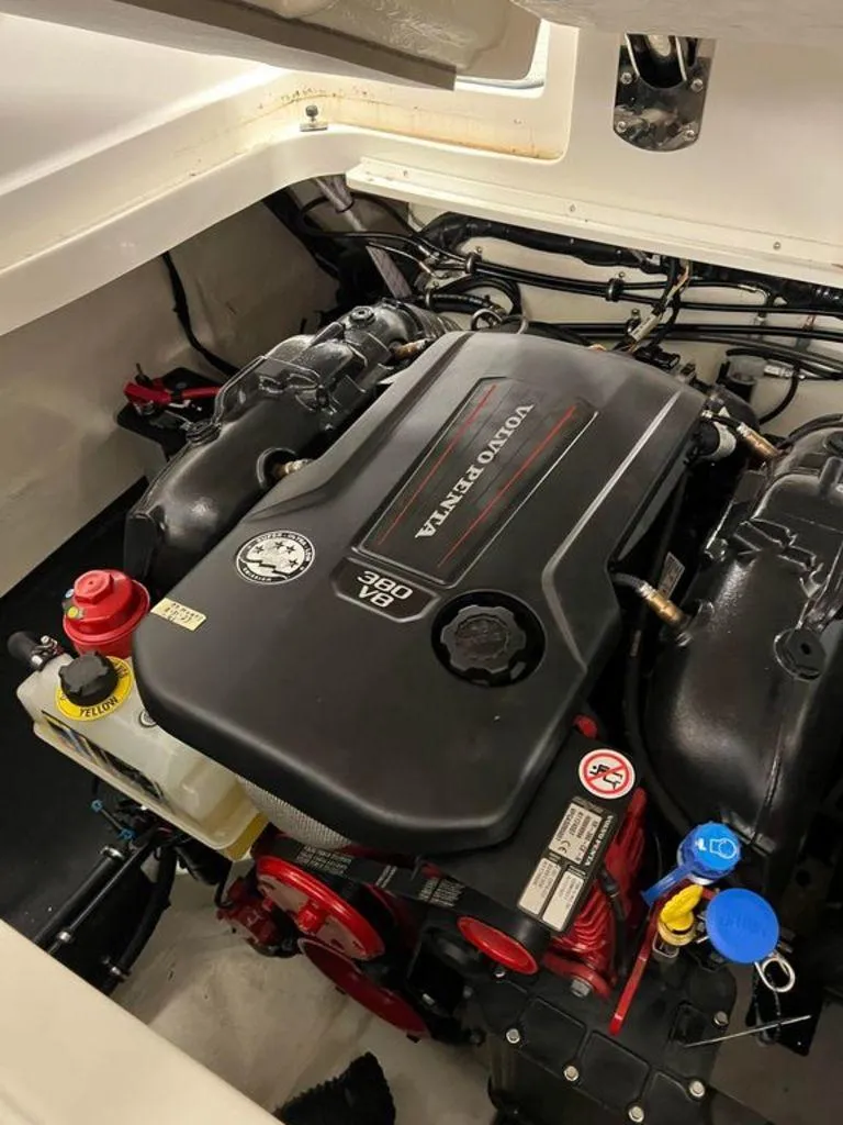 Slide: The Image of Cobalt R35 2022 - 10