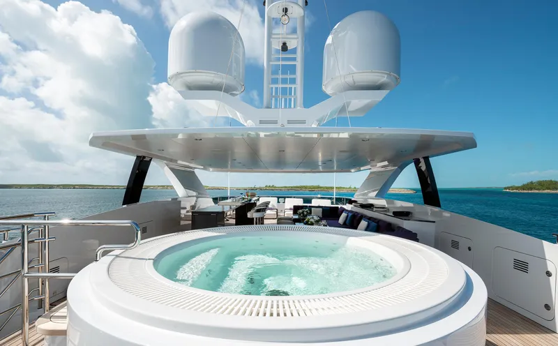 Slide: The Image of 164' Heesen 2021 (ELA) Sundeck - 20